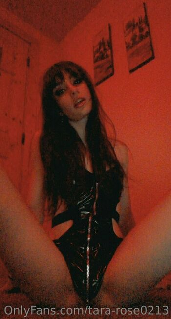 tara-rose0213