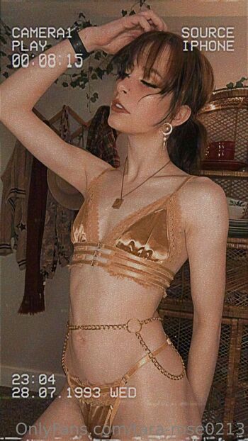 tara-rose0213