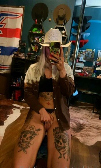 Tatted_lady