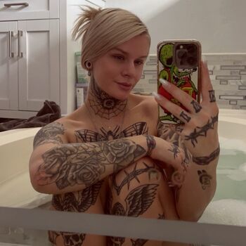 Tatted_lady