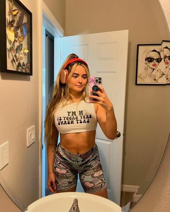 Tay Conti
