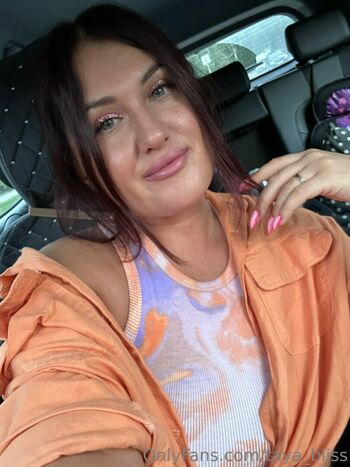 taya_bliss