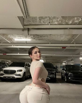 Tayler Hills