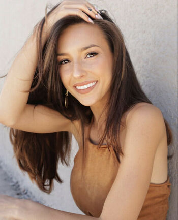 Taylor Alesia