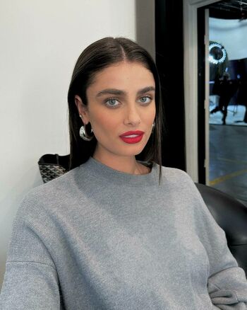 Taylor Hill
