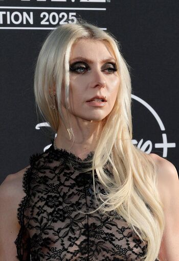 Taylor Momsen