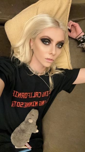 Taylor Momsen