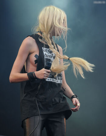 Taylor Momsen