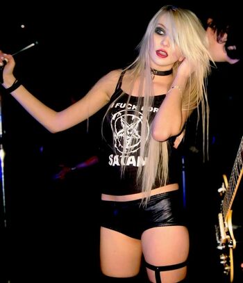 Taylor Momsen