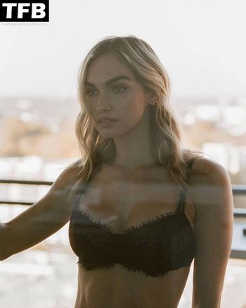 Taylor Sharpe