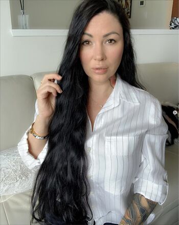 Teresa Bond