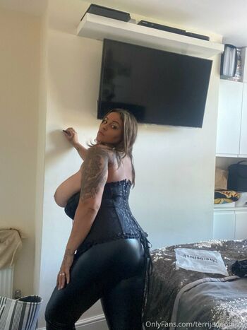 terrijaneofficial