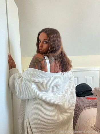 terrijaneofficial