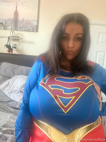 terrijaneofficial
