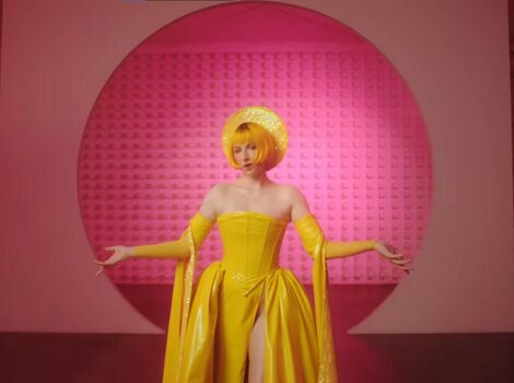 Tessa Violet