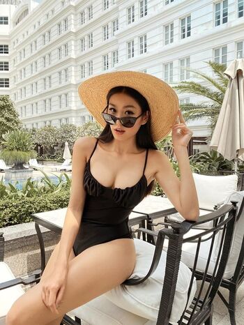 Thao Nhi Le
