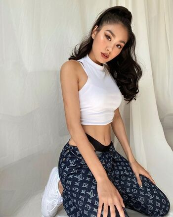 Thao Nhi Le