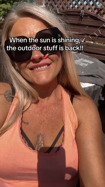 that_blonde_niki