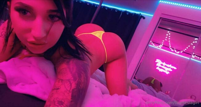thatteslagirl