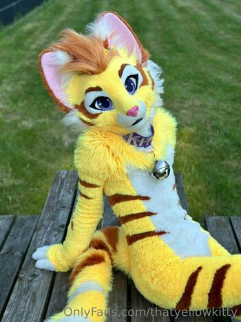 thatyellowkitty