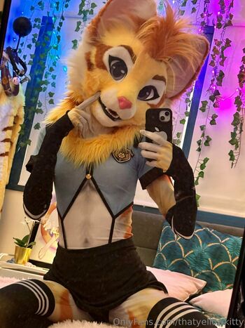 thatyellowkitty