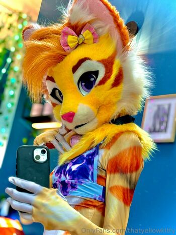 thatyellowkitty