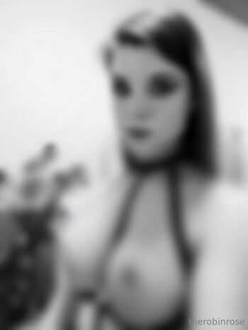 the_ms_violet_rose