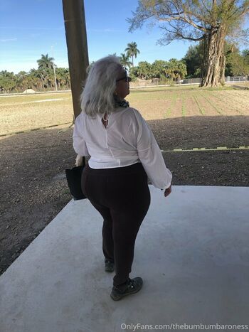 thebumbumbaroness