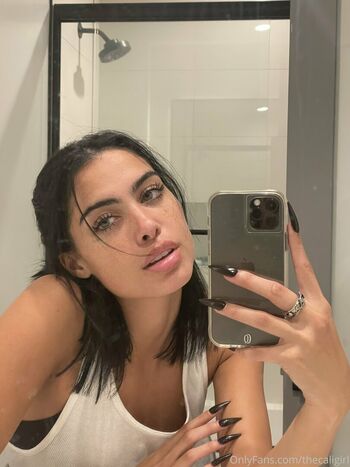 Thecaligirl