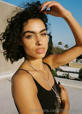 Thecaligirl