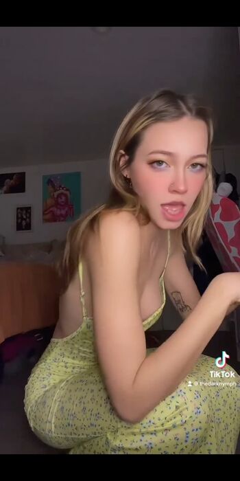 Thedarknymph