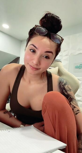 Theegoldenrose