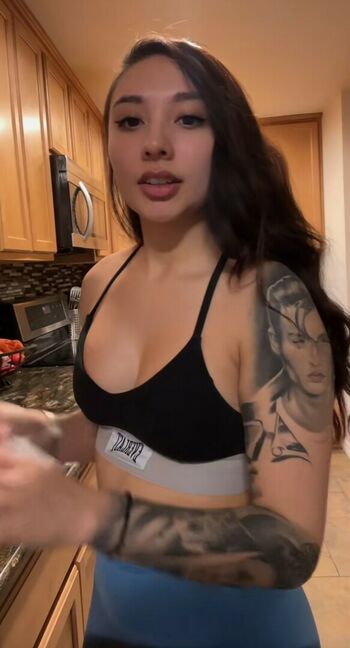 Theegoldenrose