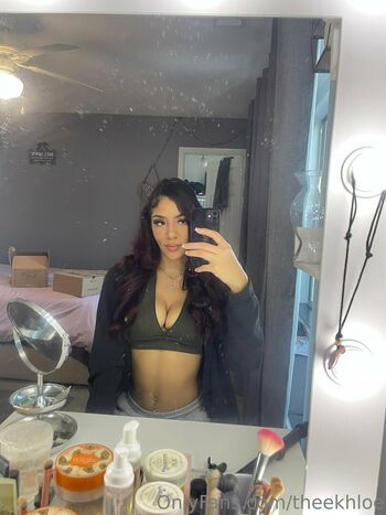 theekhloe