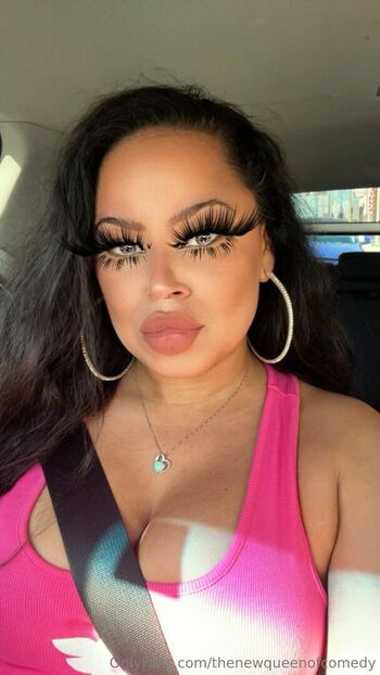 thenewqueenofcomedy