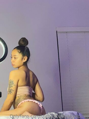 thepetitedivafreepage