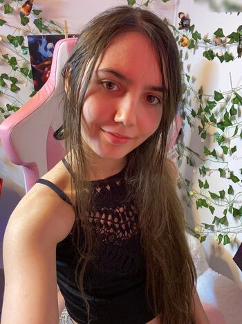 ThePianoDragon_