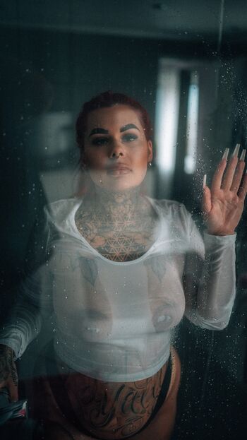 Therealmrsredgift