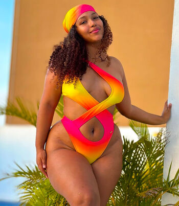 Thick Baddie