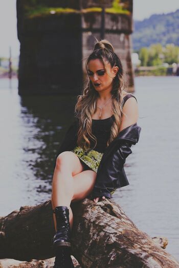 Thunder Rosa