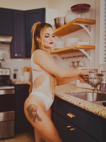 Thunder Rosa