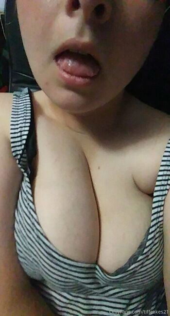 tiffcakes21
