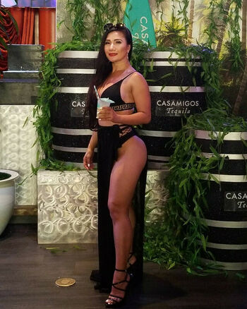 Tina Khm