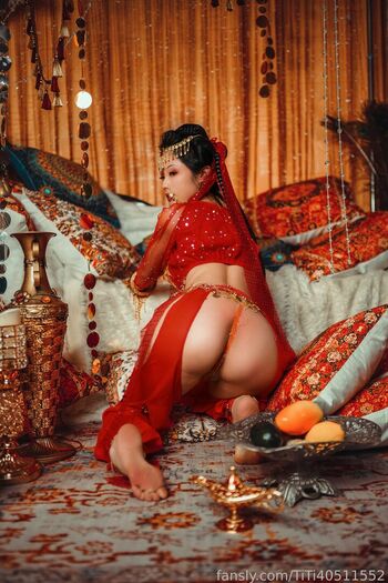 TiTi cosplay
