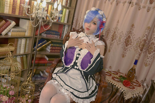 TiTi cosplay