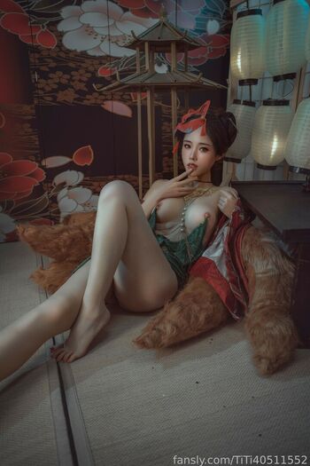 TiTi cosplay