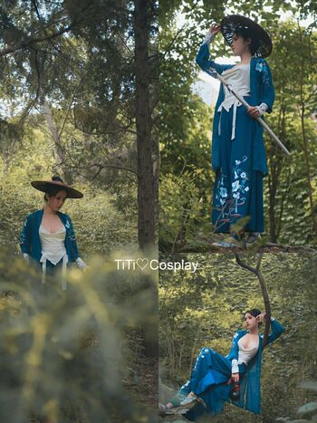 TiTi cosplay