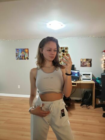 Tittyteaze