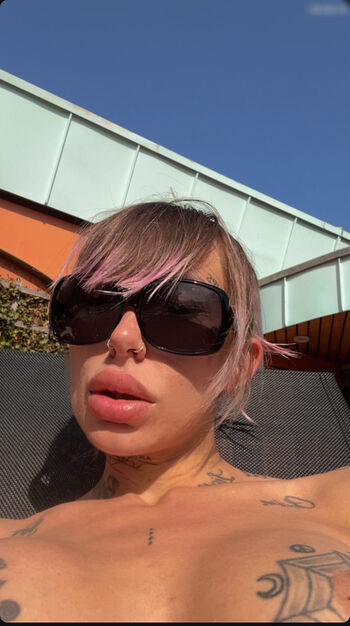 Toni Trips