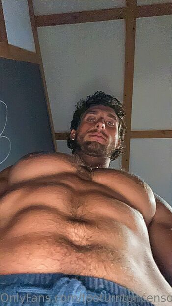 tooturntuncensored